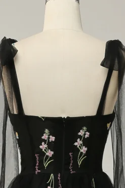 Vestidos De Cerimónia Com Bordado Preto