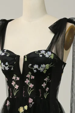 Vestidos De Cerimónia Com Bordado Preto
