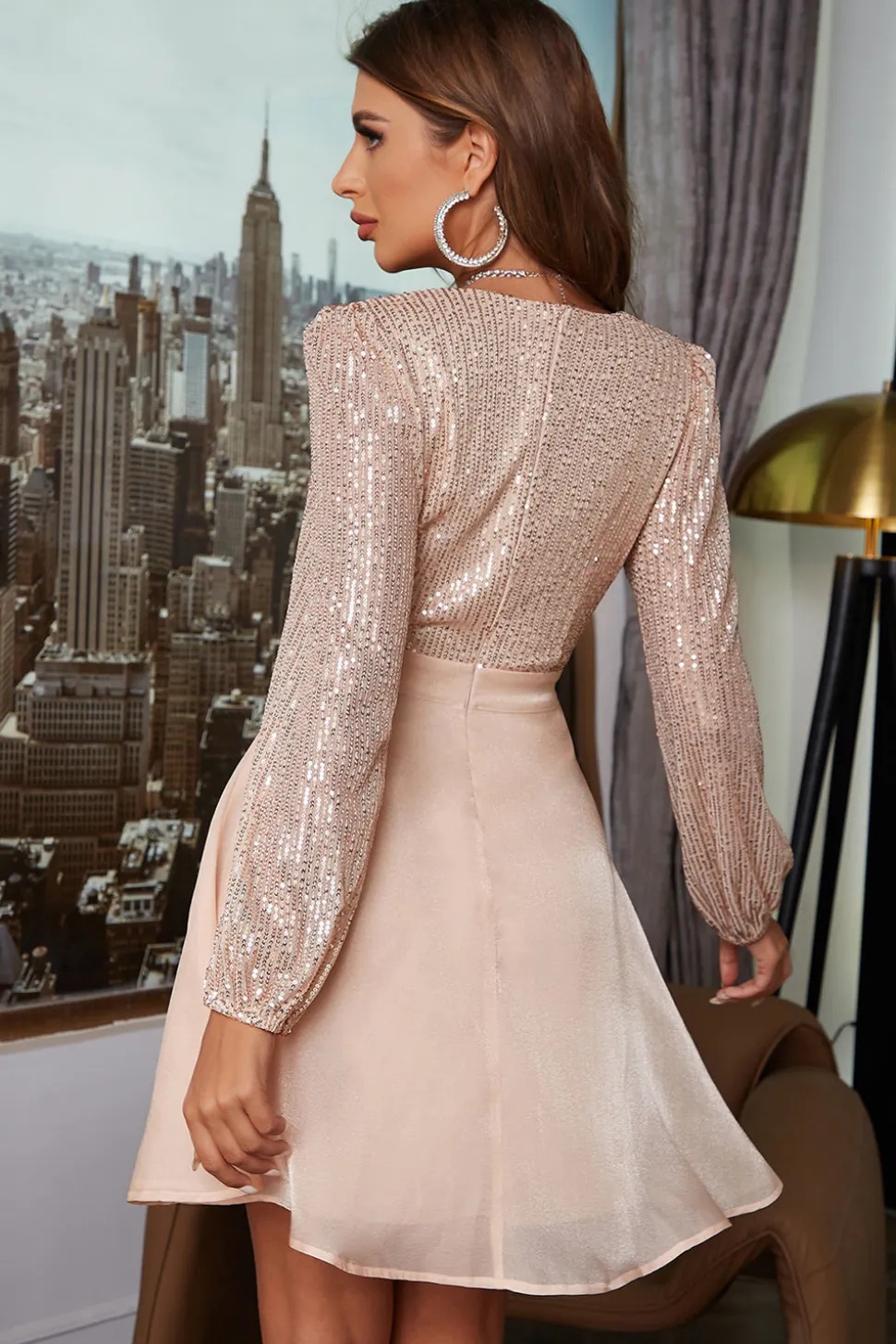 Vestidos de Festa de pescoço em V-neck de champanhe