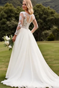 Vestidos de Noiva Linha-A Apliques Marfim Longo Renda Decote em V