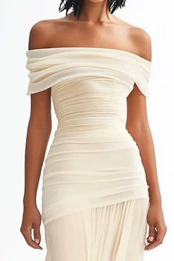 Vestidos de Noiva Longo Fora do Ombro Marfim Ruched Chiffon Bainha