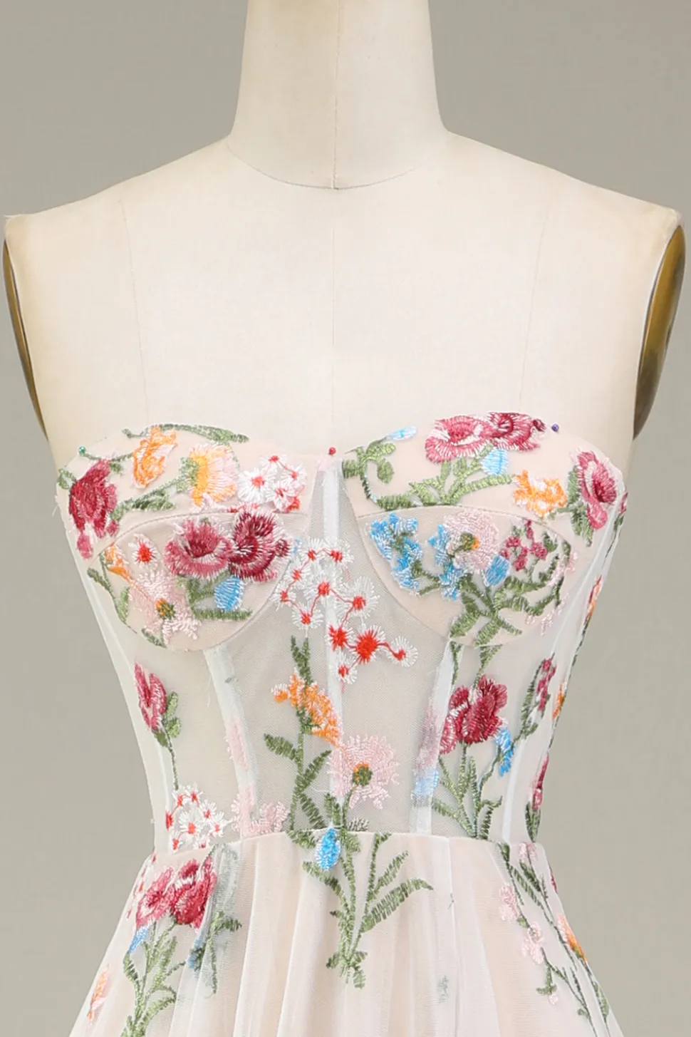 Vestidos de Noiva Marfim Tule Sem Alças Linha-A Longo Floral