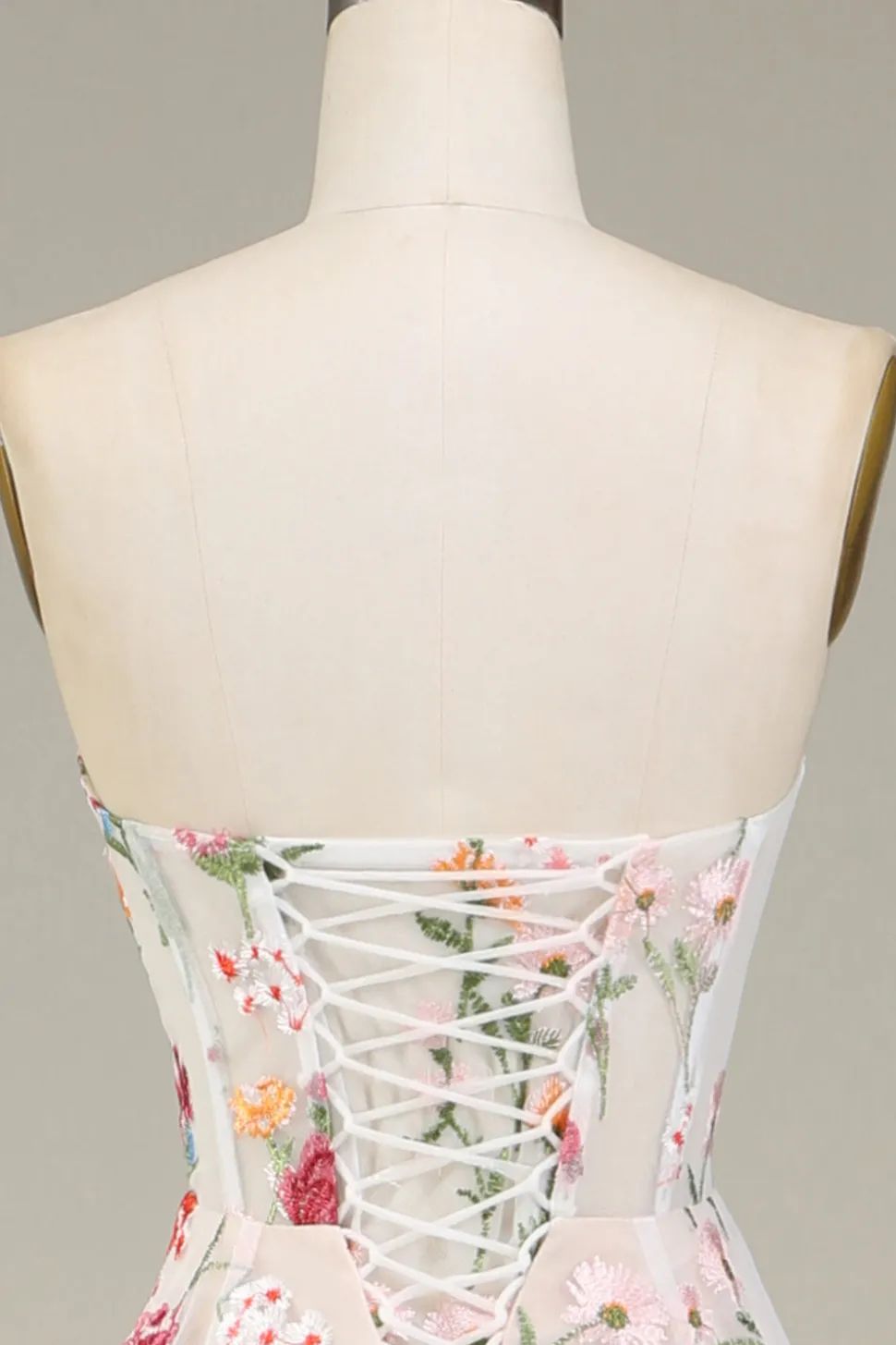 Vestidos de Noiva Marfim Tule Sem Alças Linha-A Longo Floral