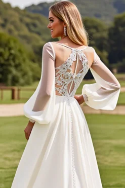 Vestidos de Noiva Marfim Mangas Compridas Renda Longo Linha-A
