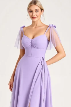 Vestidos Para Casamento Convidada com Fenda Chiffon Lilás Linha-A Longo Alças Finas