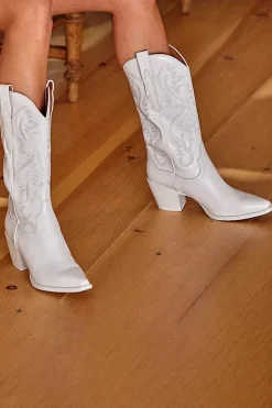 White Chunky Heel Costura Mid Calf Cowboy Botas